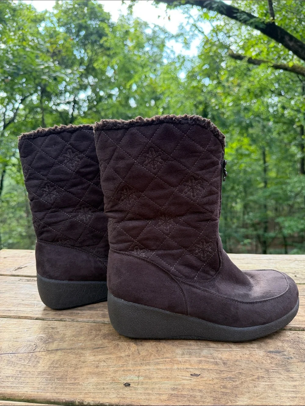 VINTAGE Y2K NO BOUNDRIES BOOTS